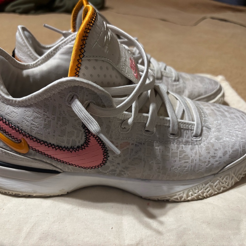 Nike LeBron’s Generation X 10.5 Cream and Orange